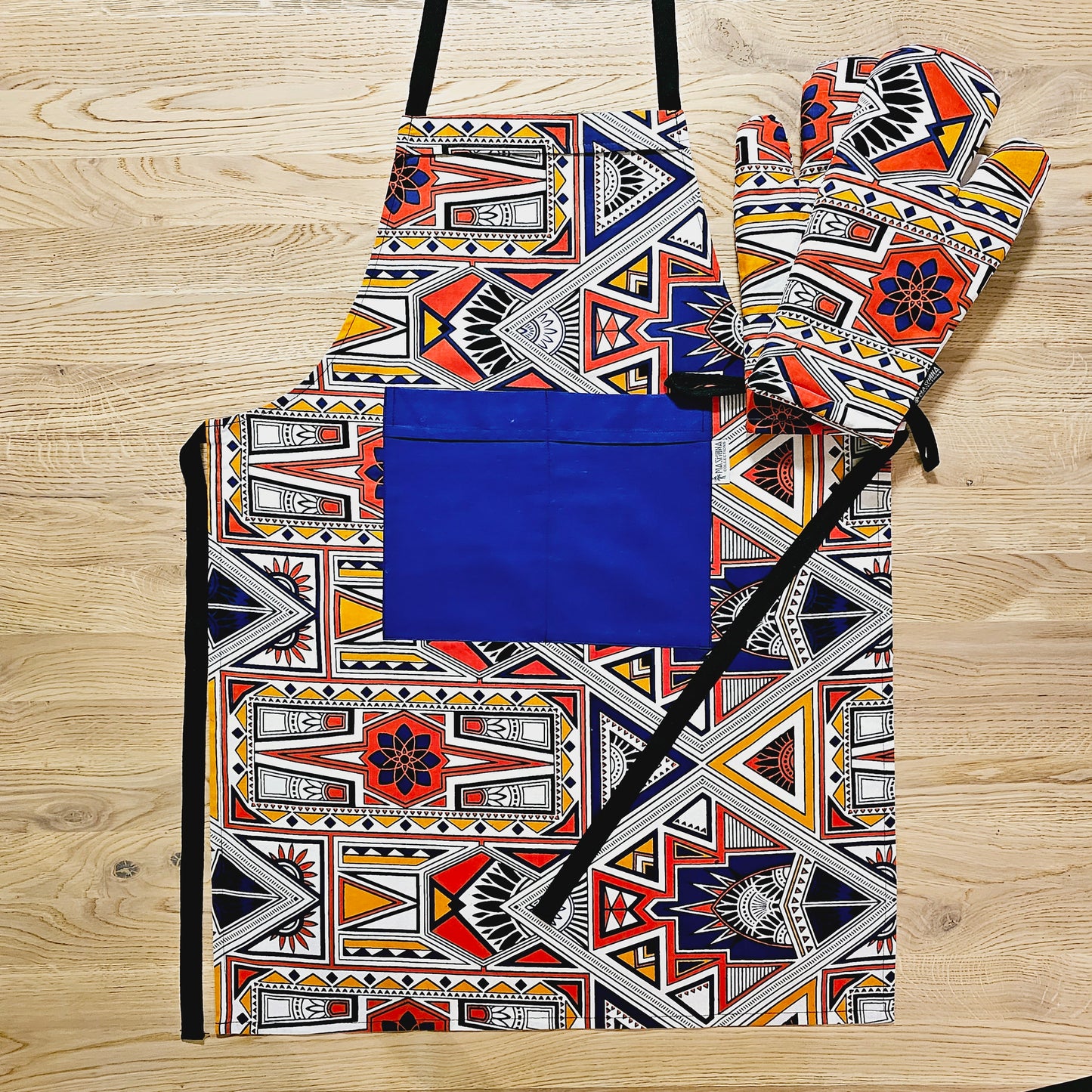 Handmade Apron and Matching Oven Gloves Set