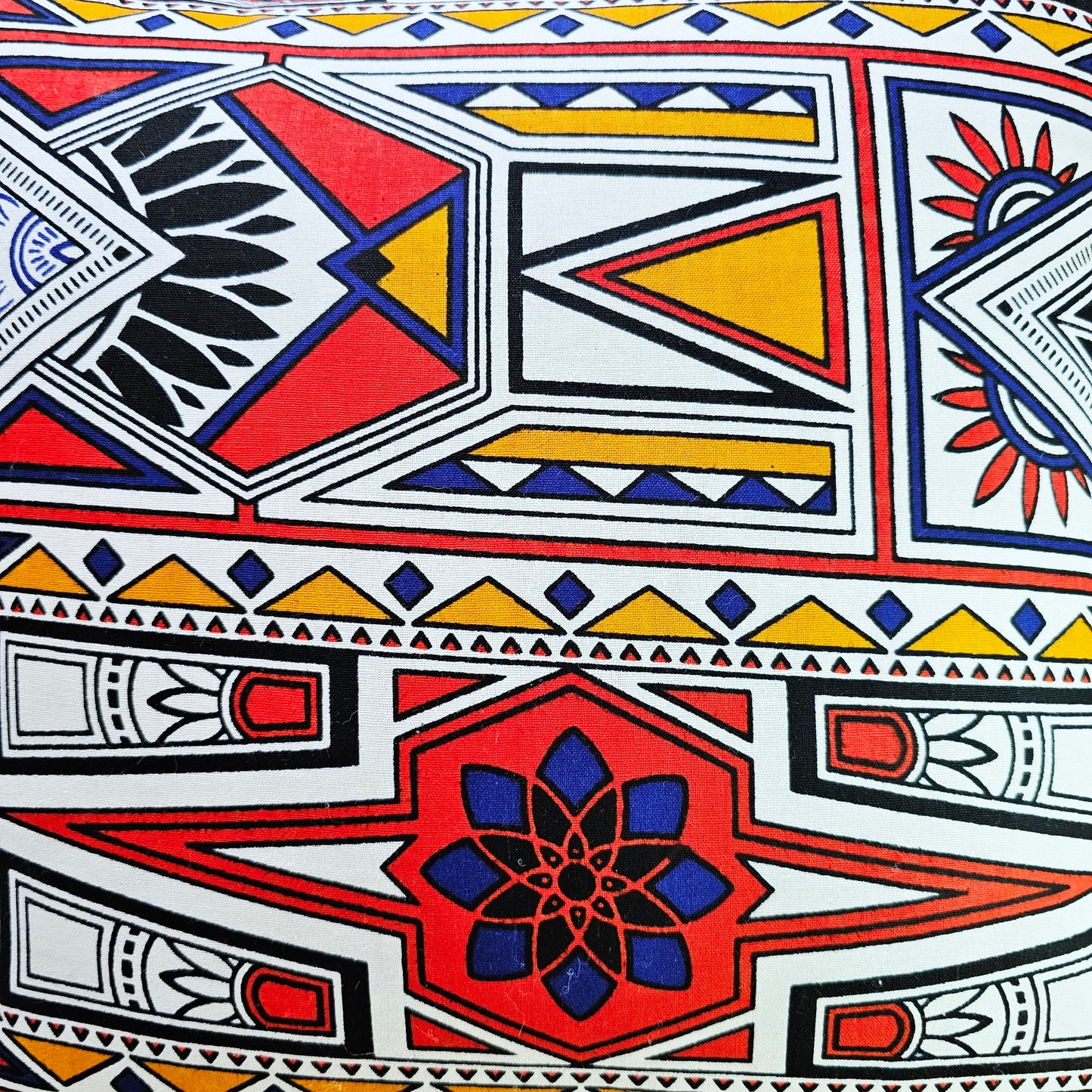 Set of 2 | 4 Cushion Covers |40x40cm | 100% Cotton Wax Ankara Fabric