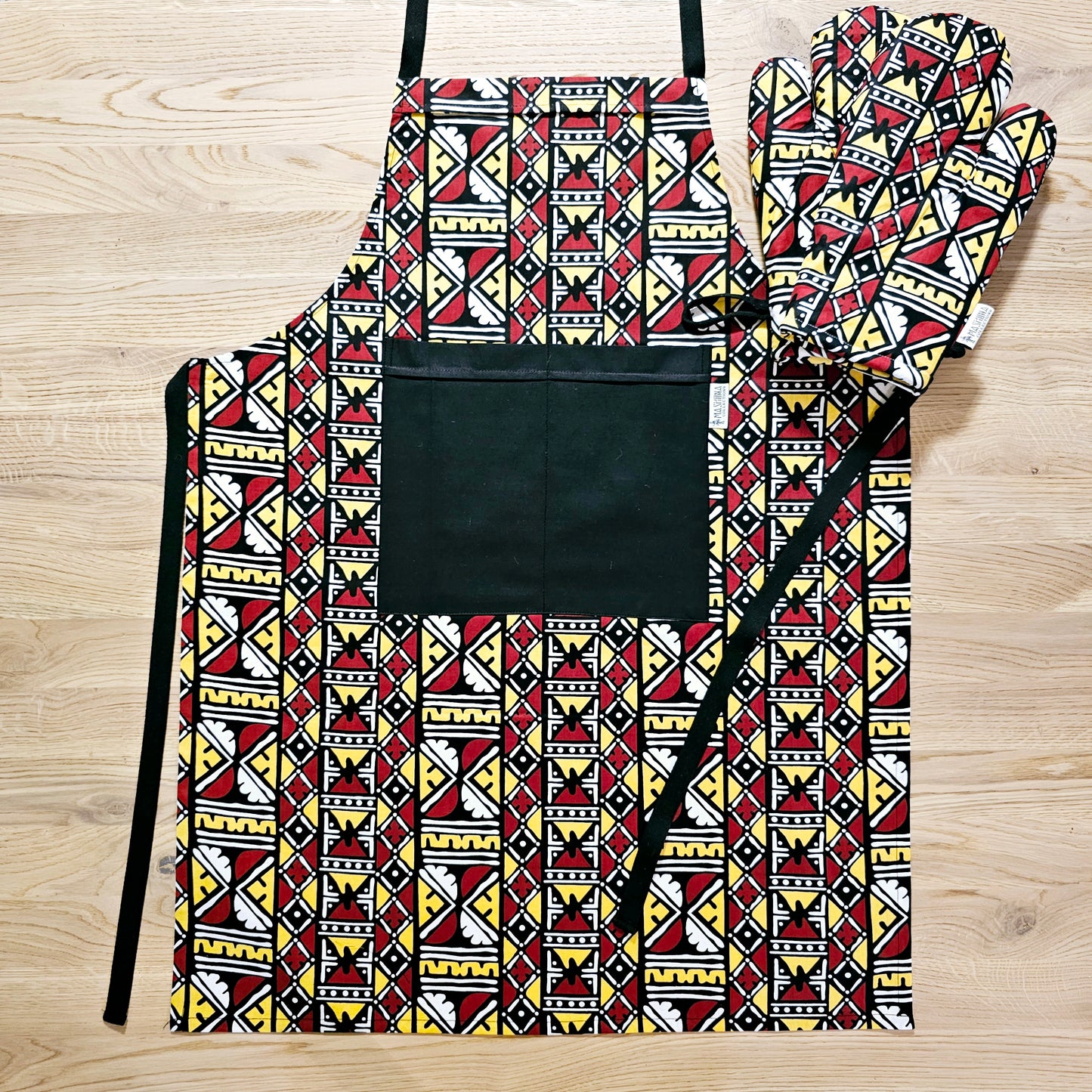 Handmade Apron and Matching Oven Gloves Set