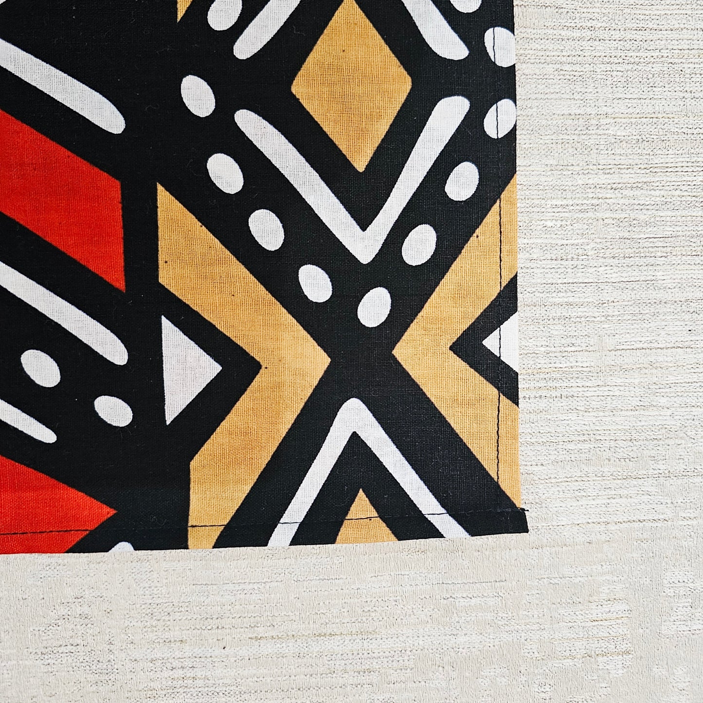 Set of 4 | 8 Placemats | 32cmx42cm | 100% Cotton Placemats.