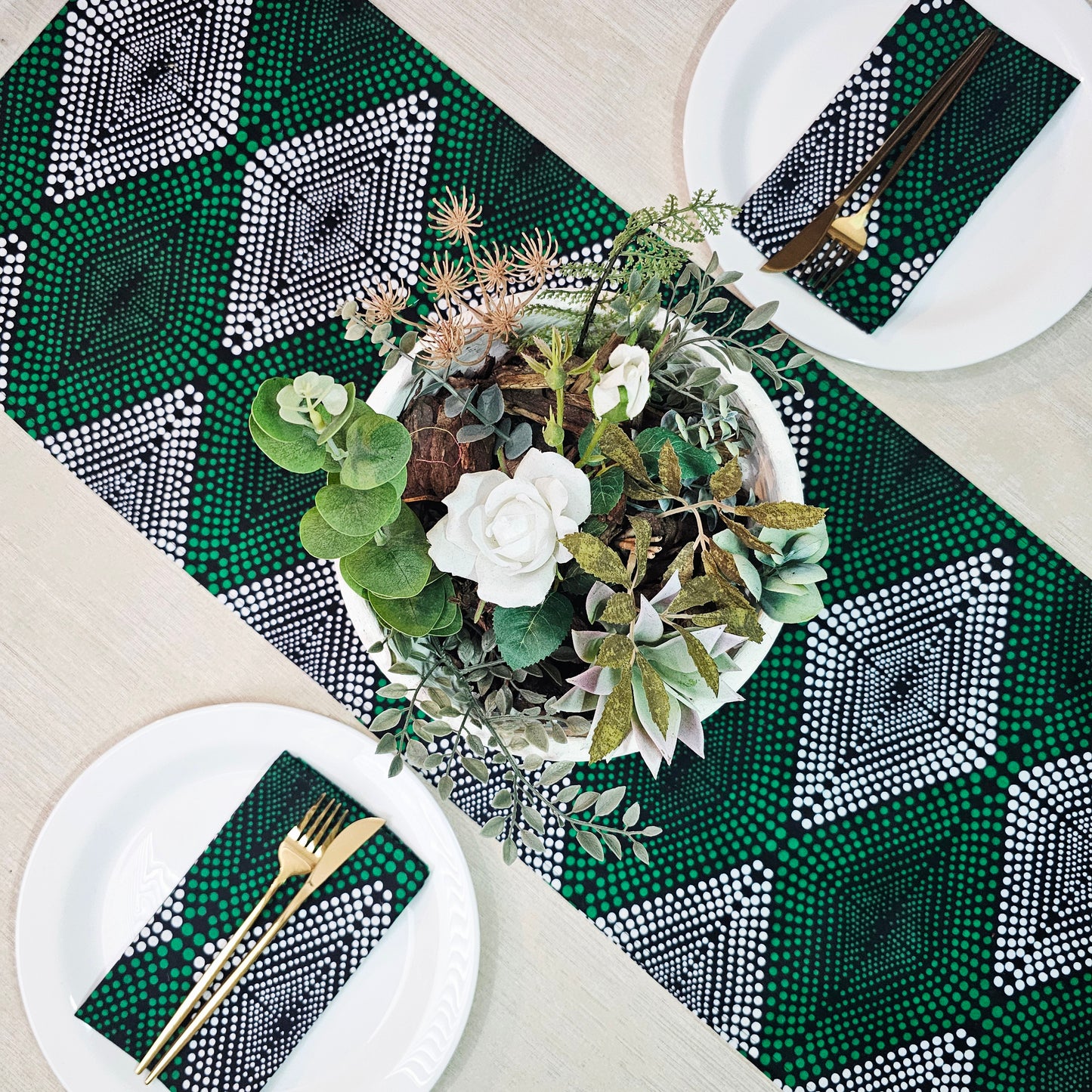 Table Runner and Set of 8 Napkins |  100% Cotton African Print Fabric